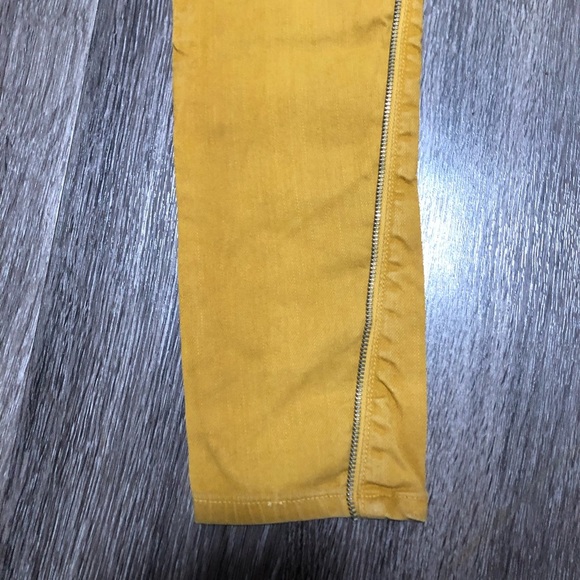 BIRD by Juicy Couture Yellow Skinny Jeans with Zipper Details - Size 25 - Picture 2 of 8